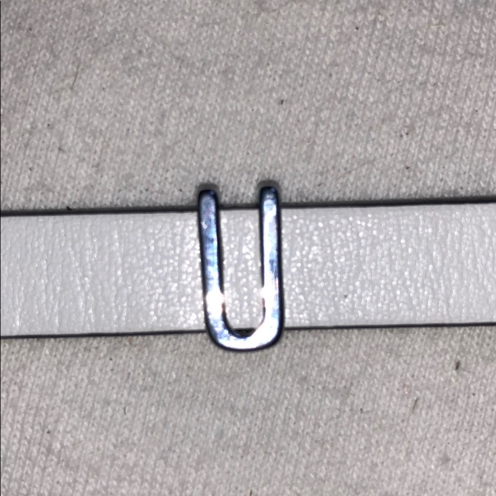 Keep collective “U” initial charm